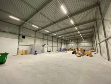 Bedrijfshal van binnen Almere